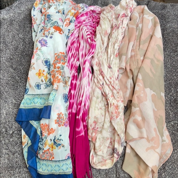 New York & Company Accessories - 4 FASHION SCARVES